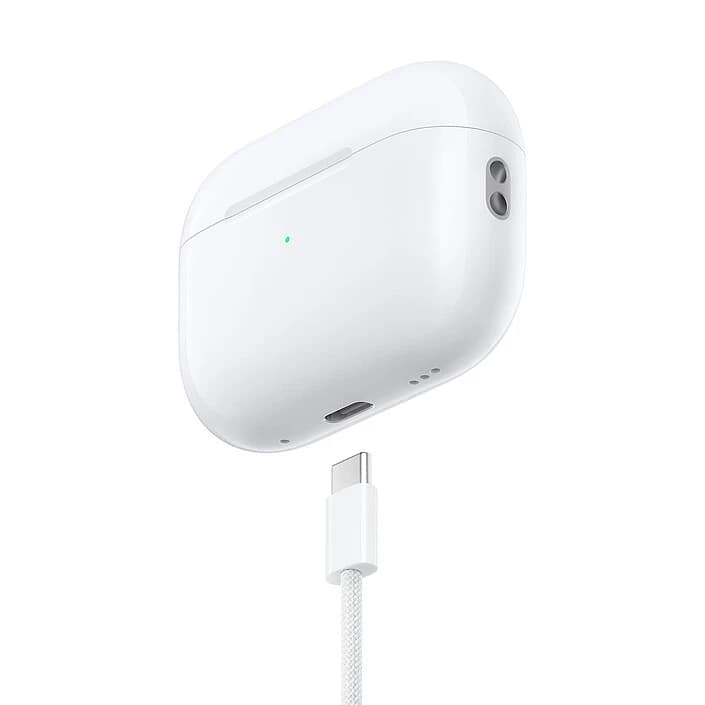 AirPods Pro dans leur boîtier de charge ouvert