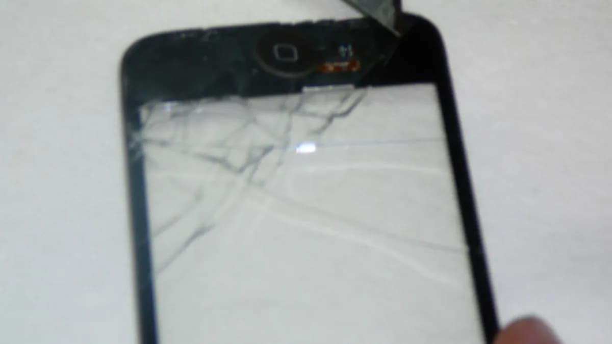 Illustration de l'article : Réparation iPhone Agen : tarifs écran et batterie 2026