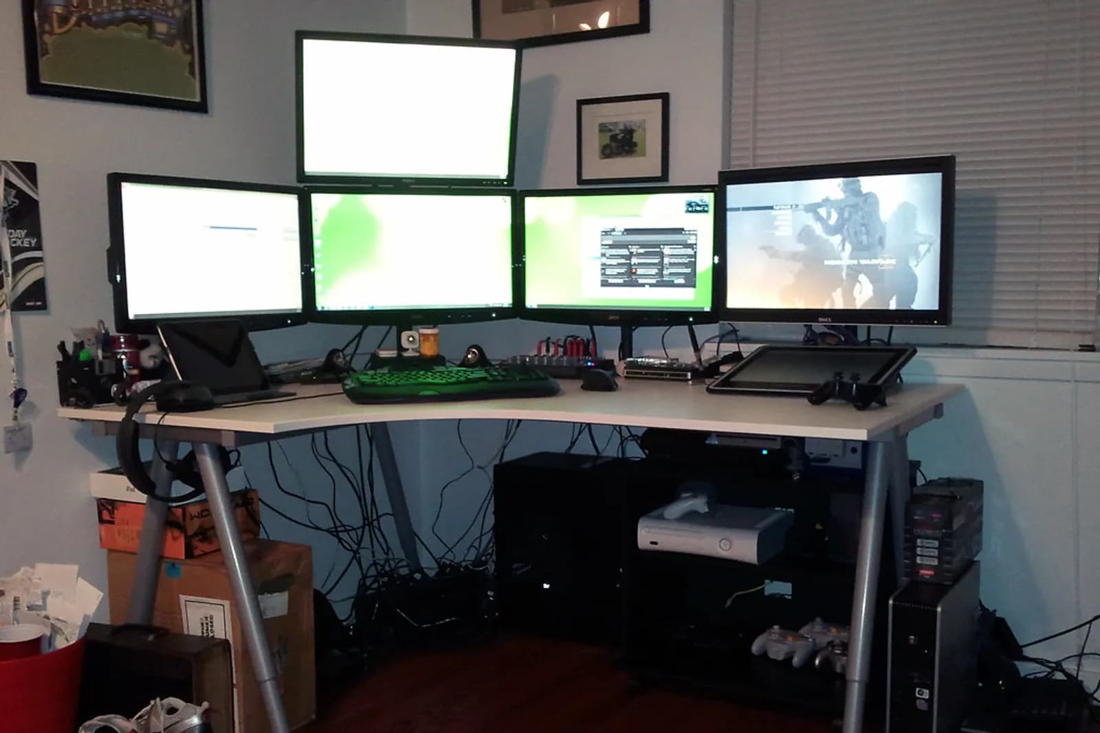 Intérieur d'une tour PC fixe