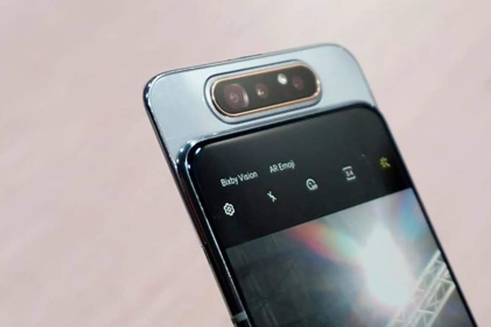 Port de charge USB-C d'un smartphone