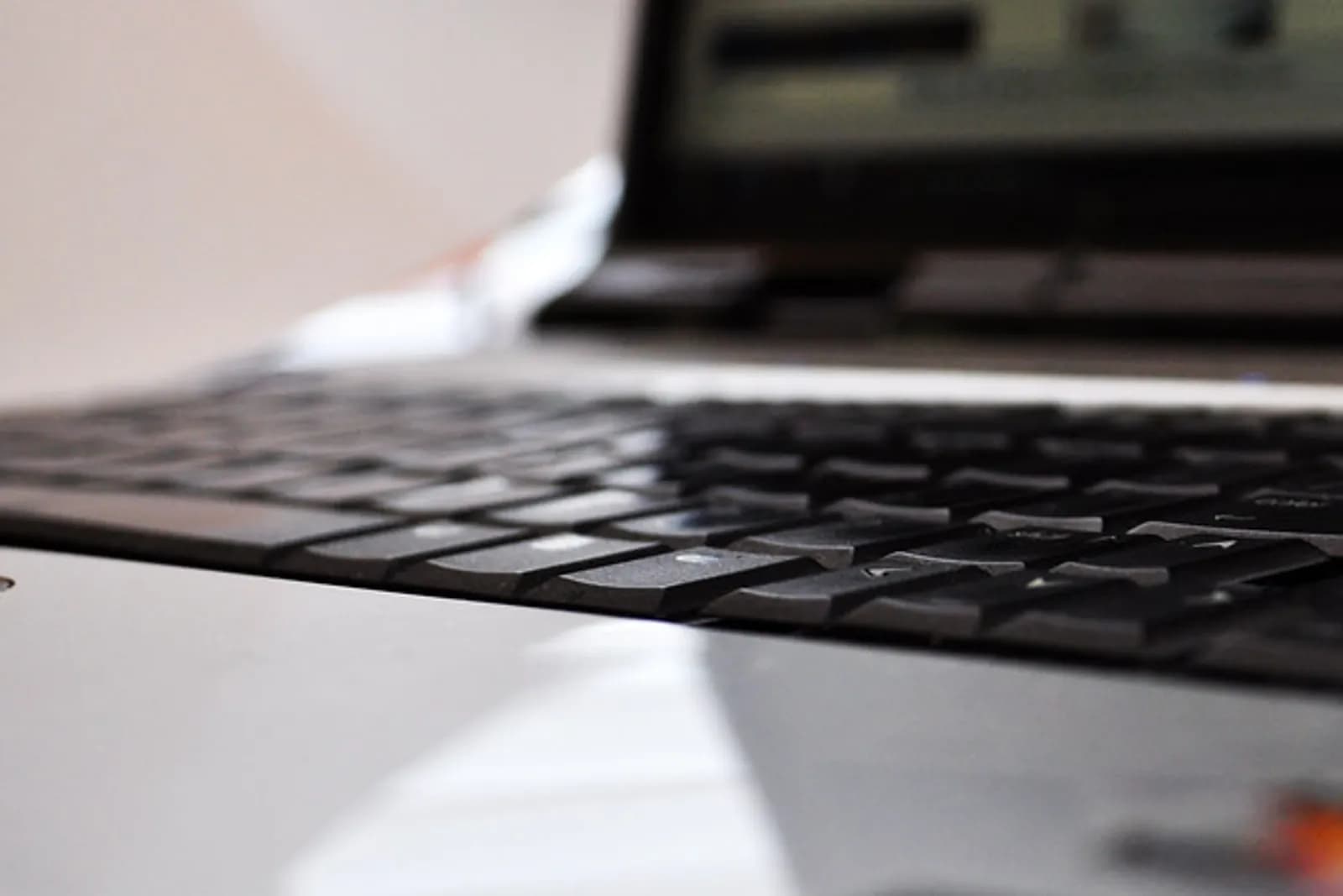 Clavier de PC portable en gros plan