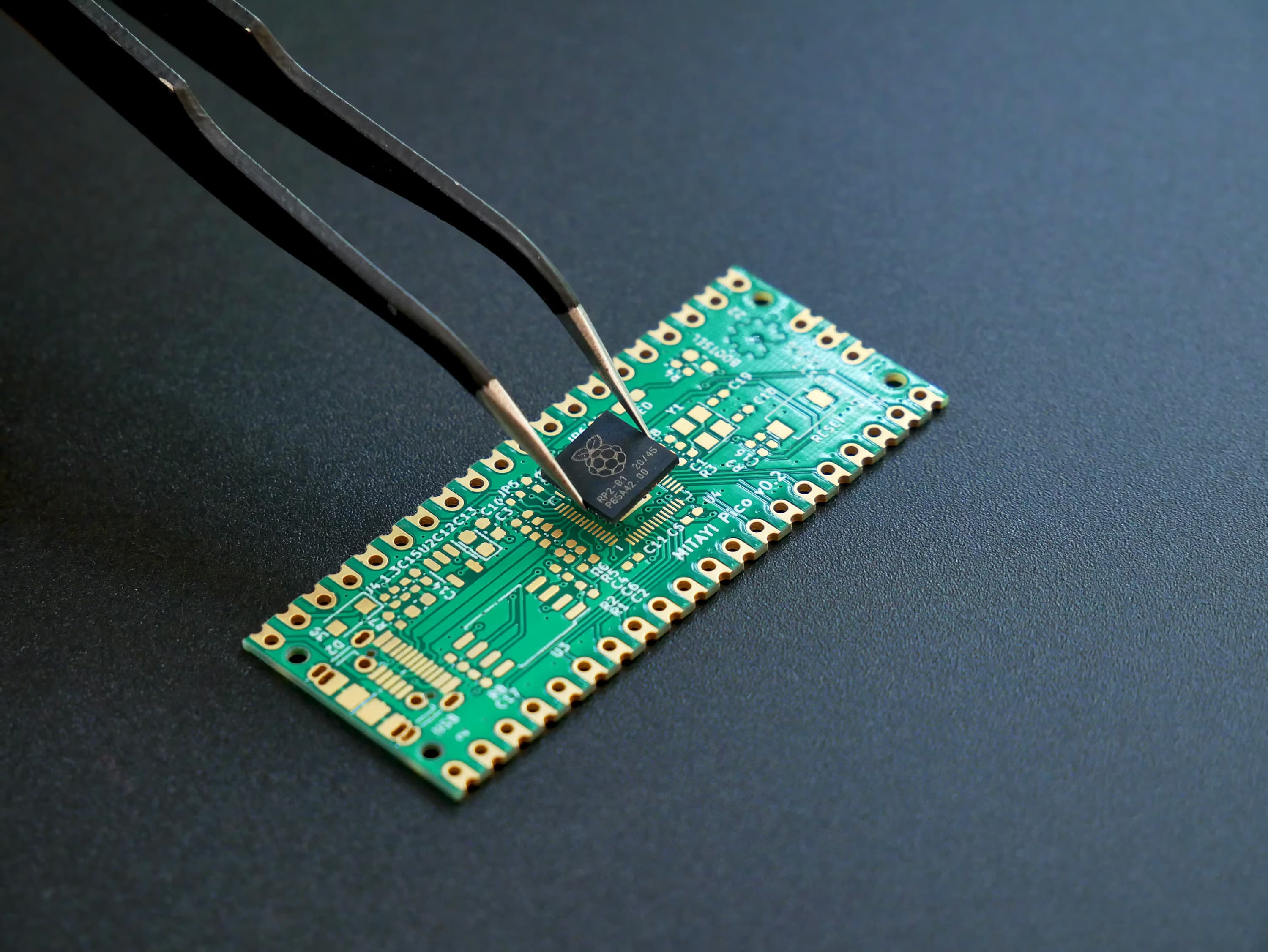 Micro-soudure carte mère smartphone